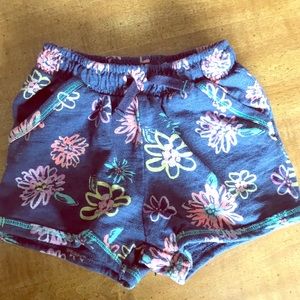 Girls flower shorts